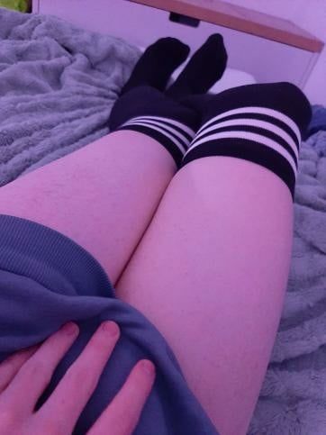 19yo subby in thigh highs and chastity