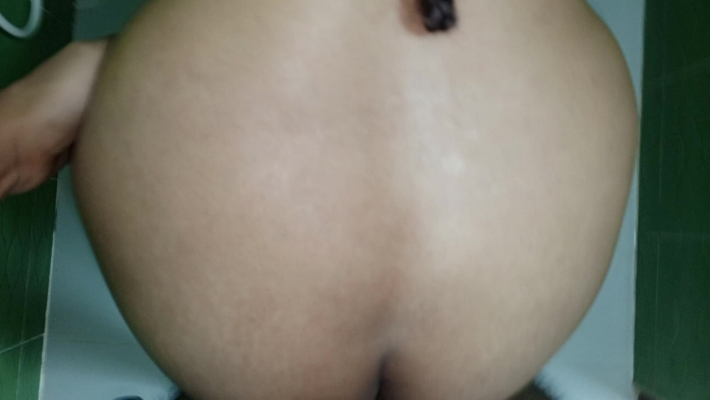 I fucked my stepmother in the toilet because no one was home #51