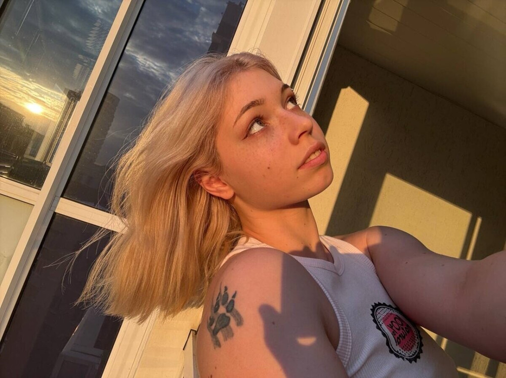 Emilia Free Photos #45