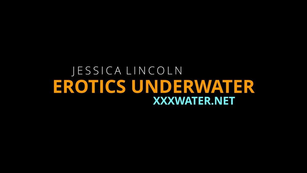 Jessica Lincoln Pt.1 UnderWaterShow