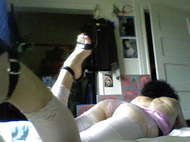 Frilly lil pink fuc pony girl ass up. #20