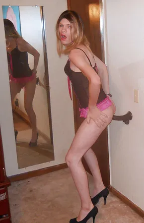 amy valentine cute tranny solo photoshoot        