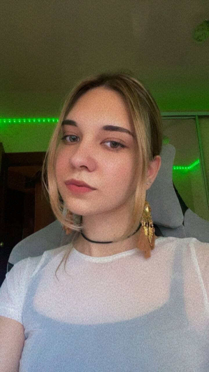 Cassandra Free Photos #40