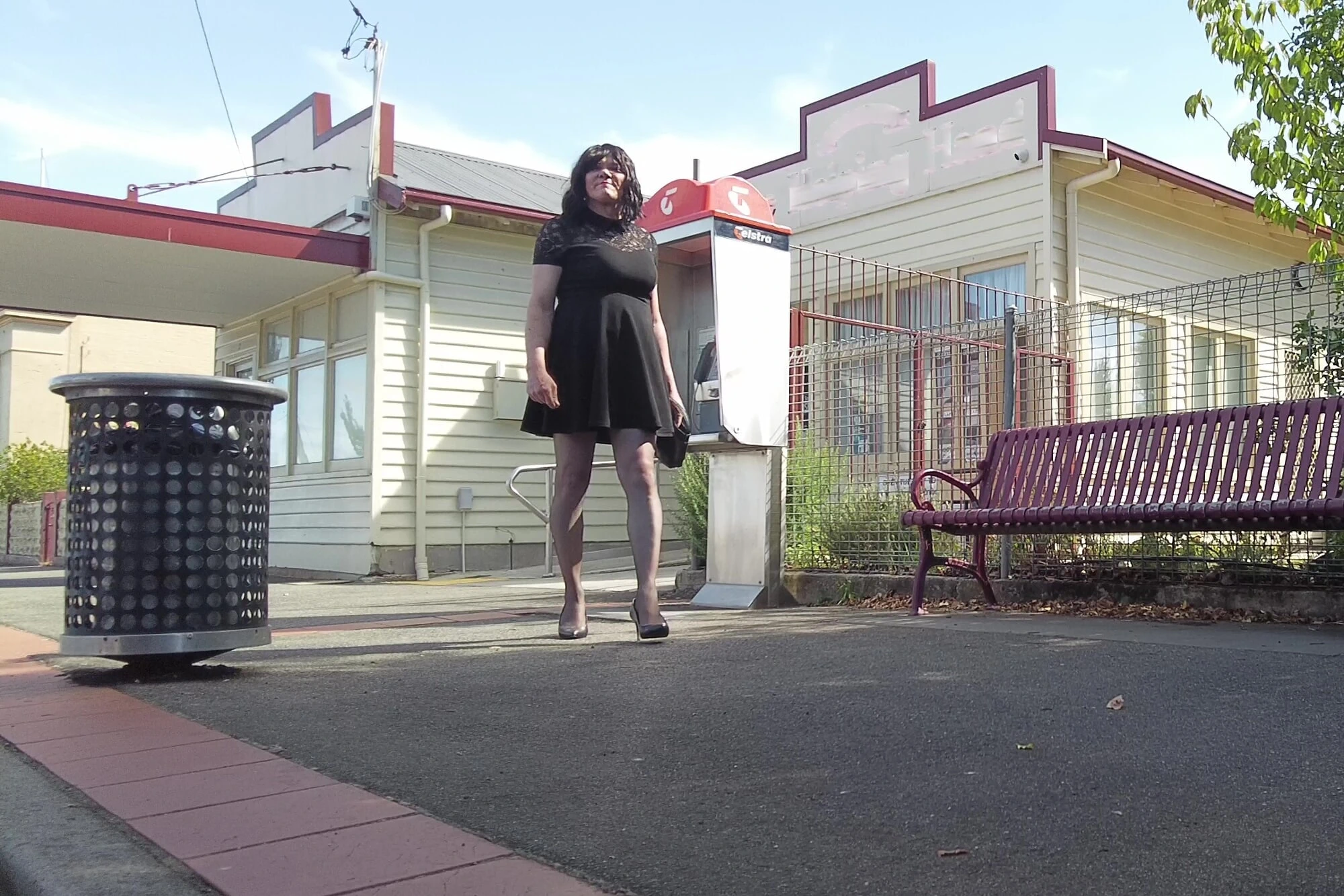 Crossdress Roadtrip - Town Walk & Sit