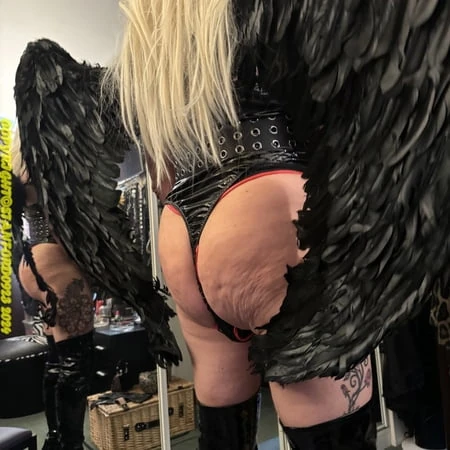 ANGEL OF CHAOS 