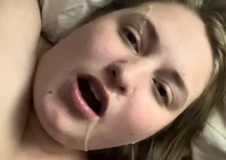 cumslut wife loves cum         