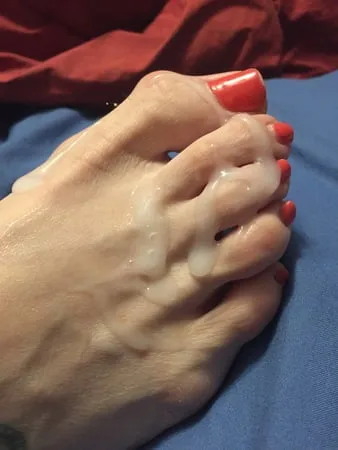 milf feet         