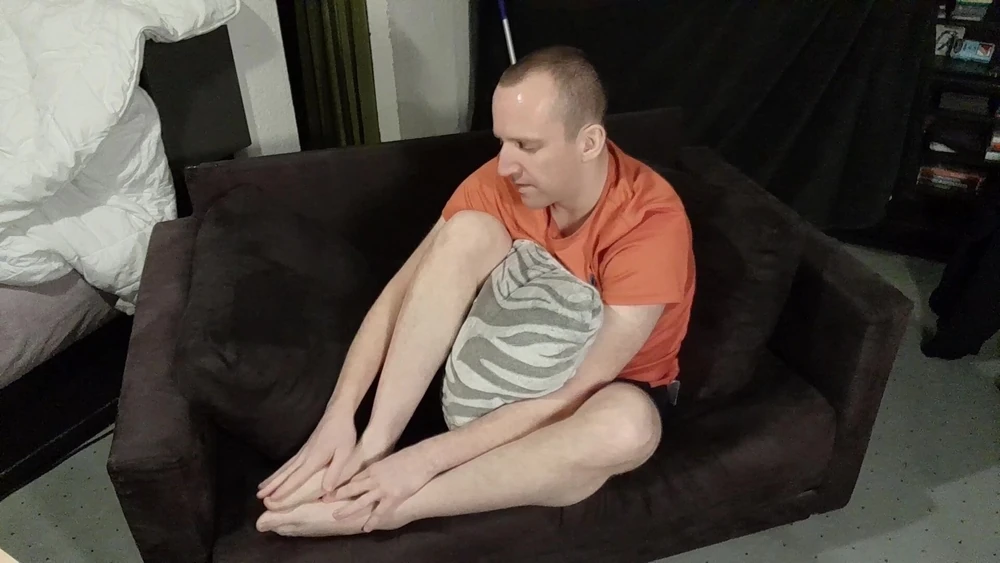 I give myself a foot massage and masturbate to relax #3