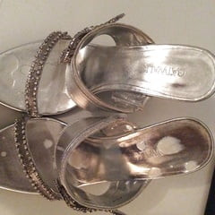 silver sandals cum