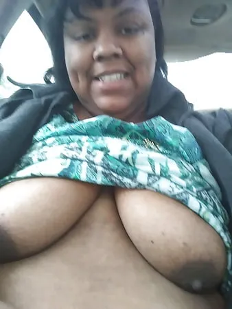 im big titty tiara danielle cox detroit mi        