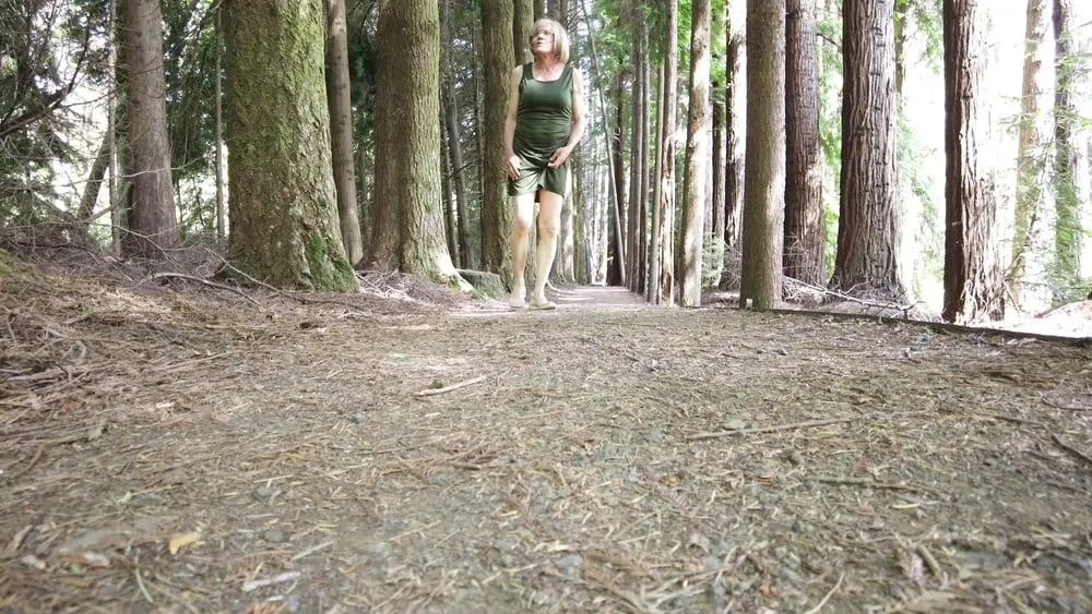 Crossdress walk forest trails #38