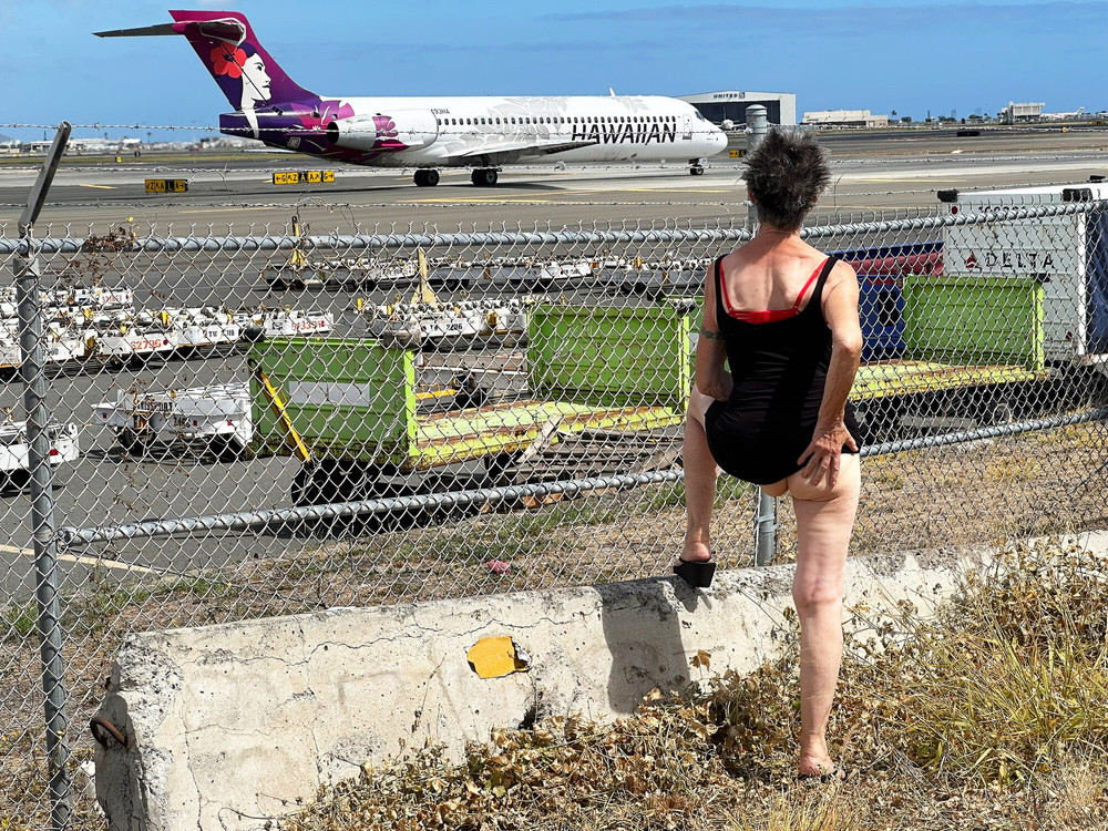 Sightseeing at the Airport #19