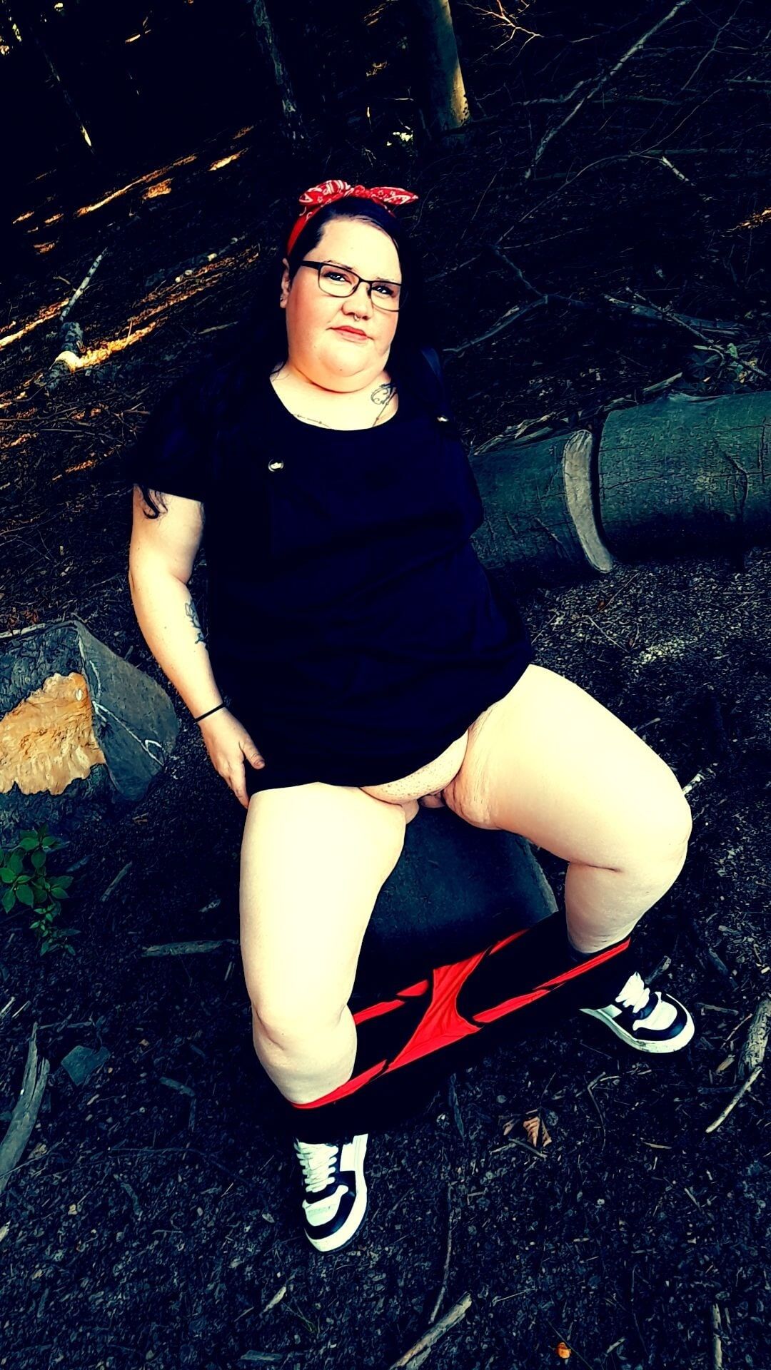 Het BBW milf i skogen