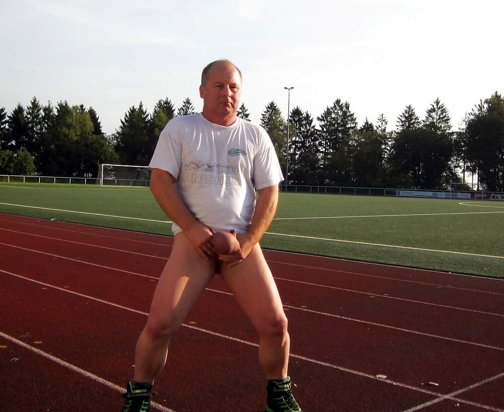 Hose runter, du Schwein!!!