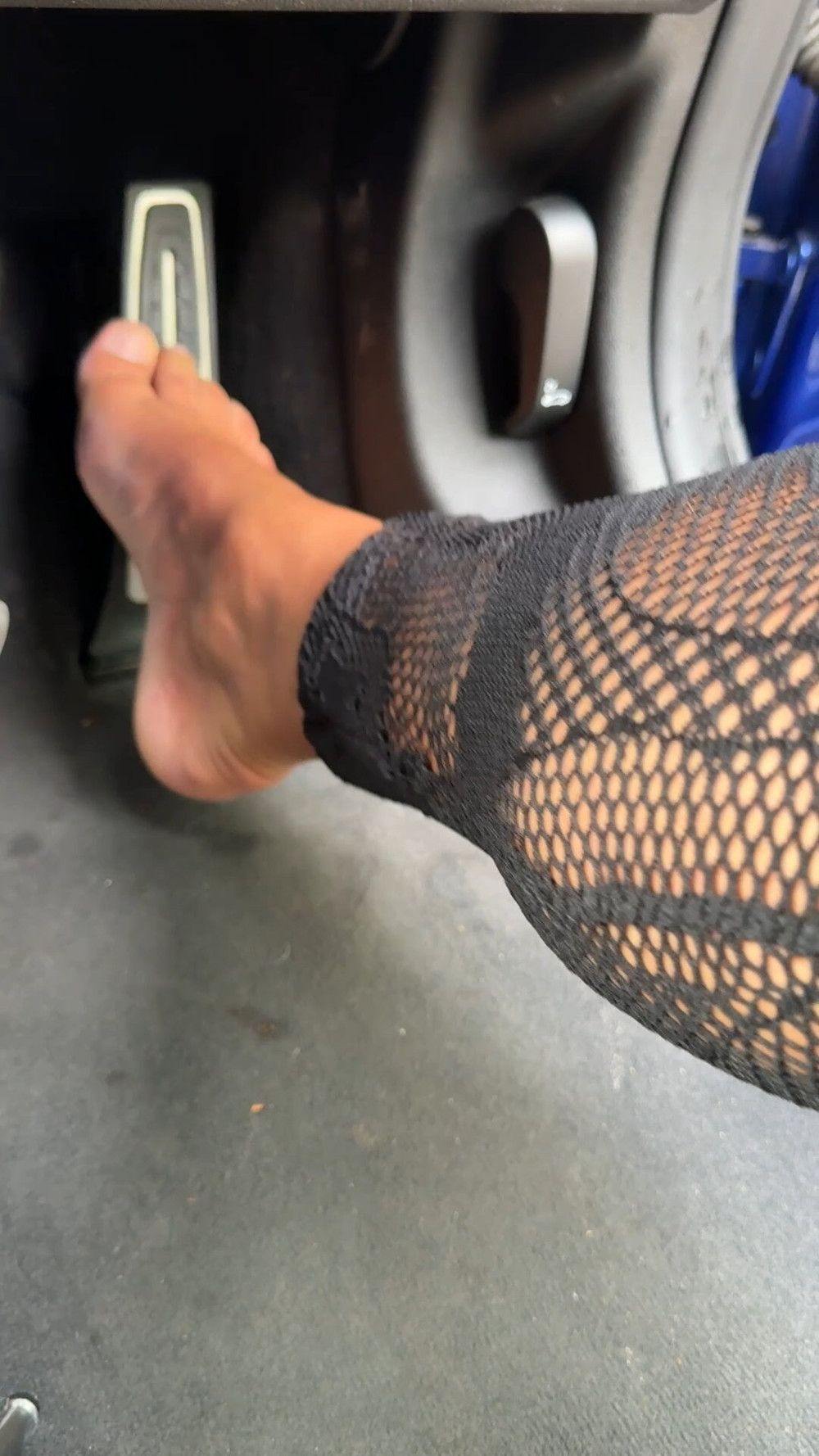 Sexy Crossdresser kellycd2022 in fishnet body stocking  #42