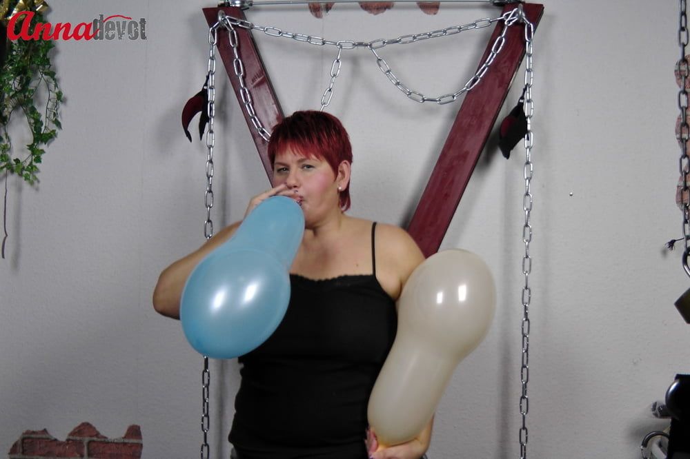  Anna with balloons #2