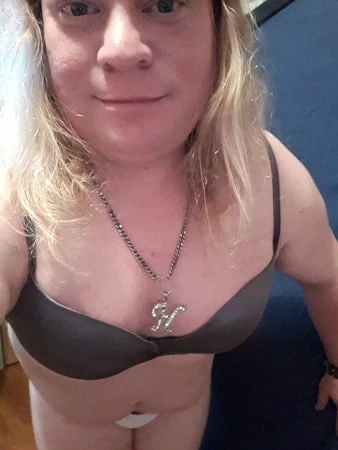 hannah tanner trans pics october              