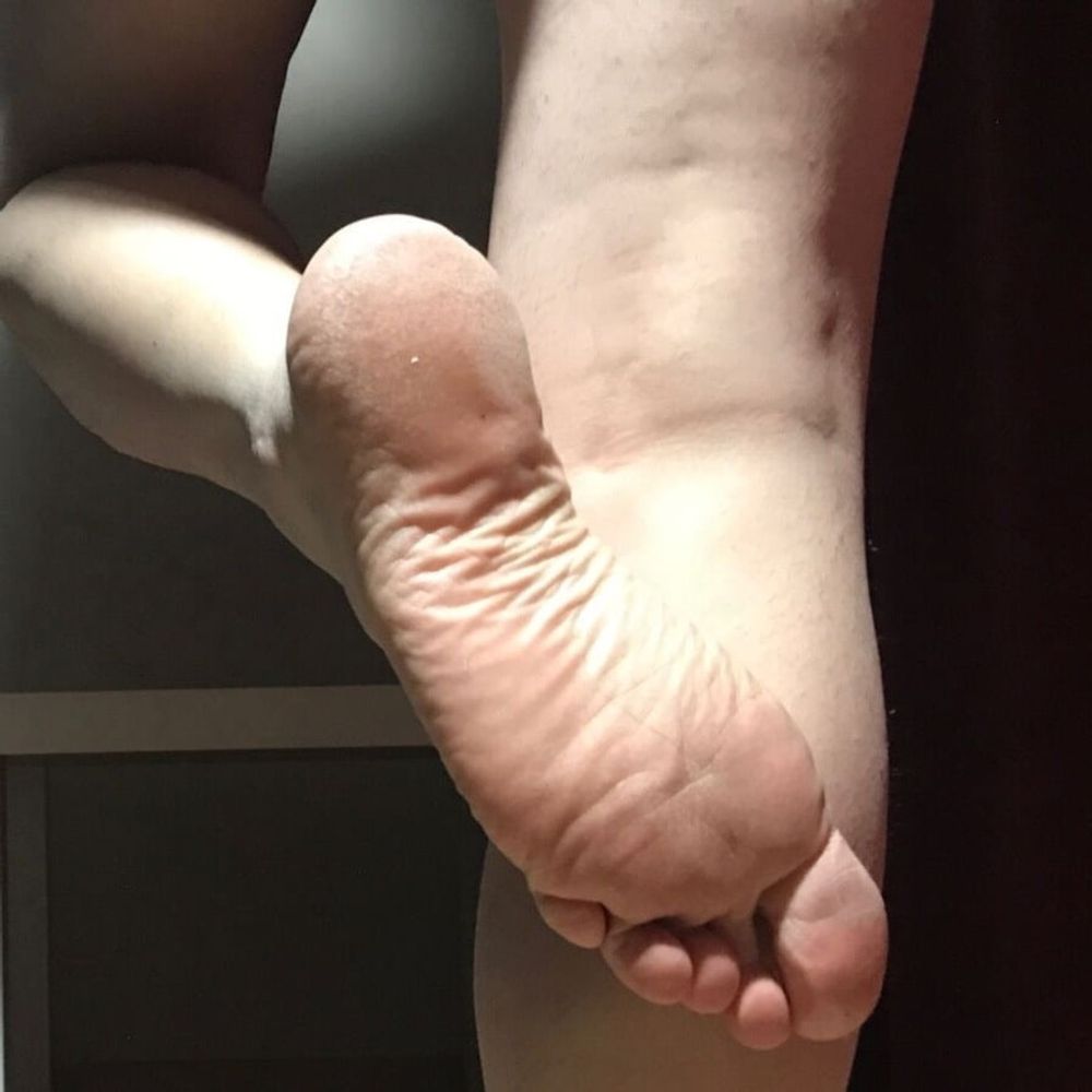 My sexy ass and feet at your service #3