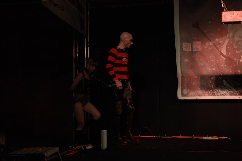  Show Cruxified Skinheadgirl au Fetish Festival VIII  #40