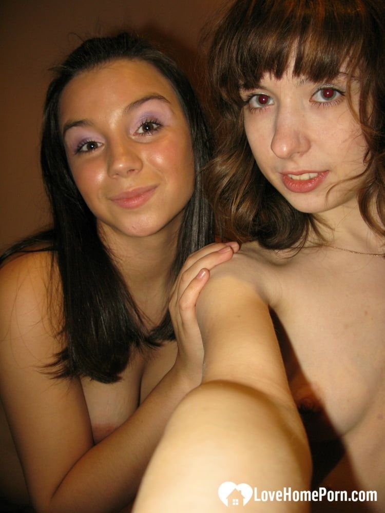 Best friends having fun in their nudes #3