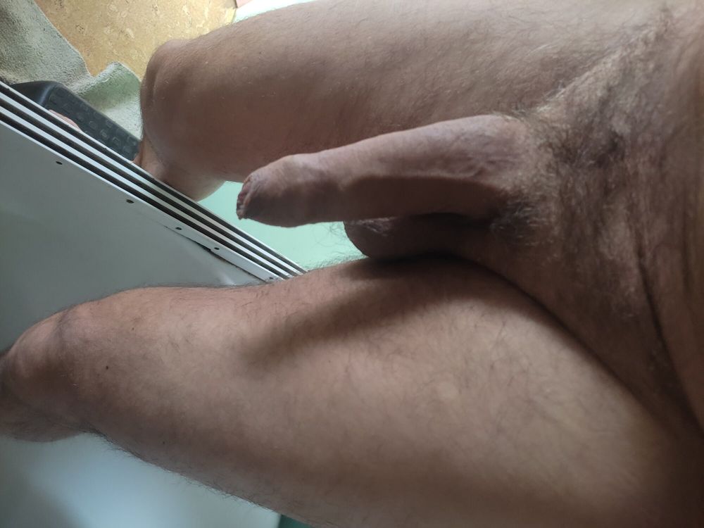 Big cock solo showing at the shower #5