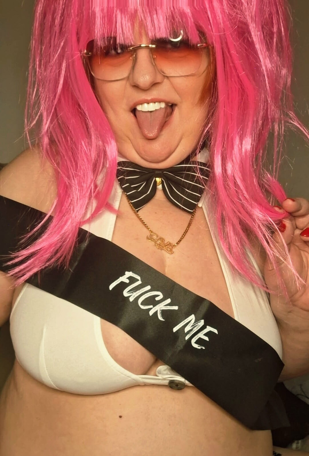Marie transforms into Cava Bitch #6