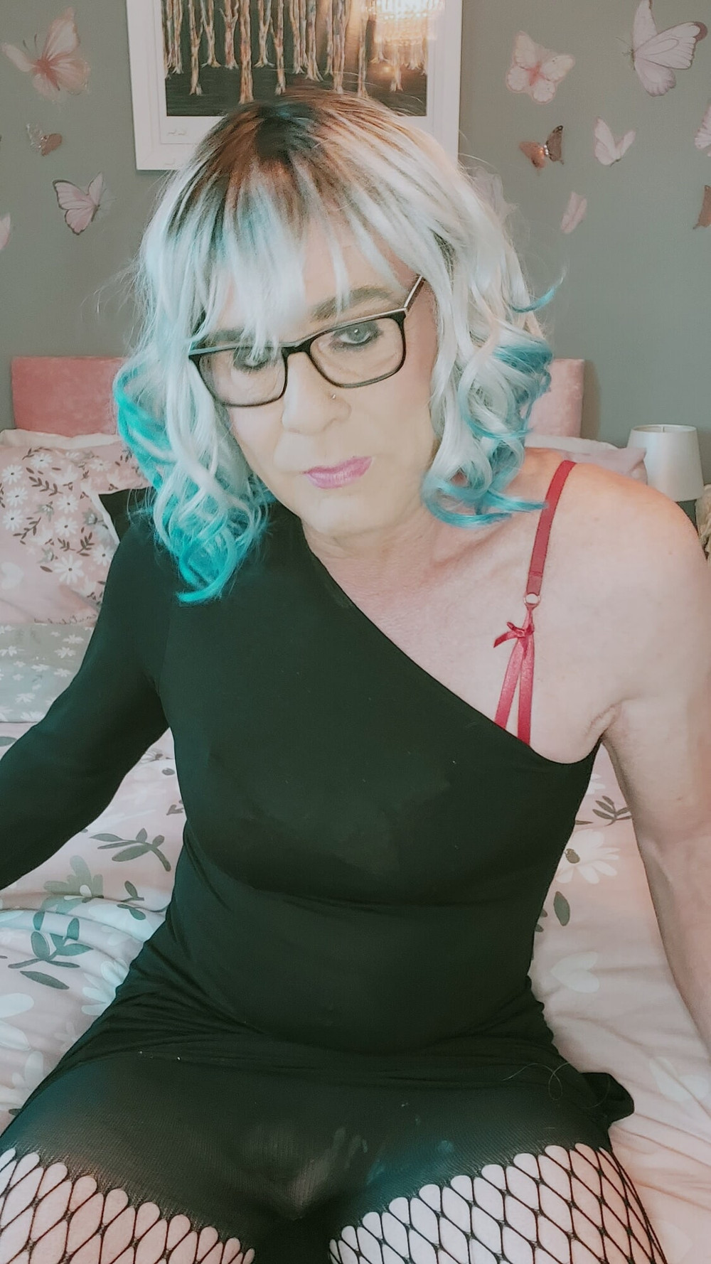 crossdressed Juniper Beri UK #48