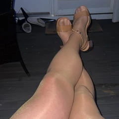 Me in Pantyhose