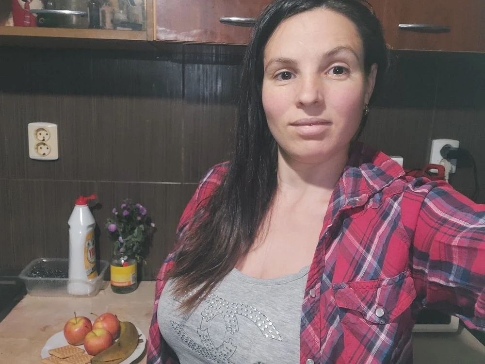 Hey, I need some help in the kitchen.....