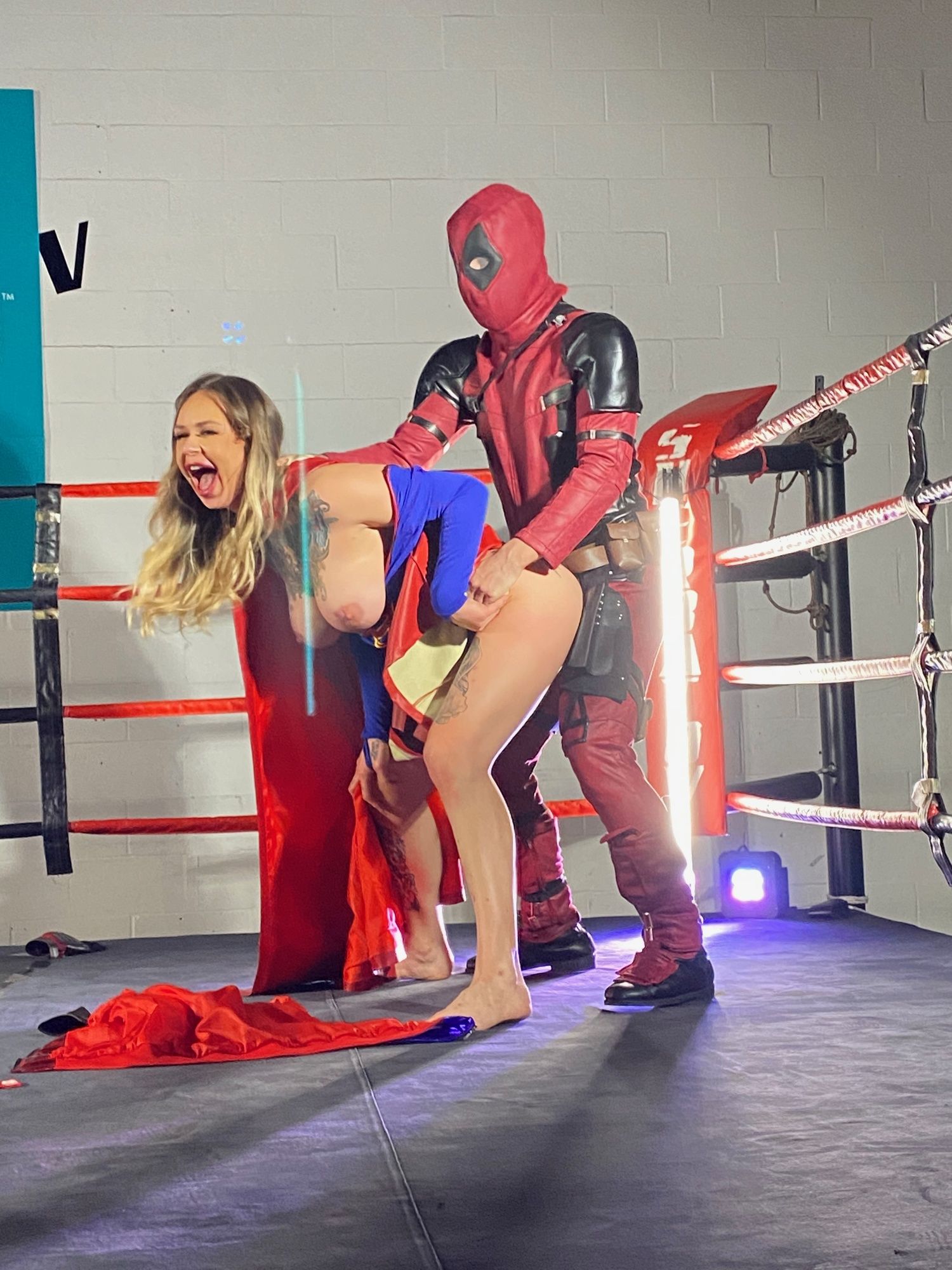GYM LOCKER ROOM SEX with Poison Ivy & Deadpool (HOT) #22