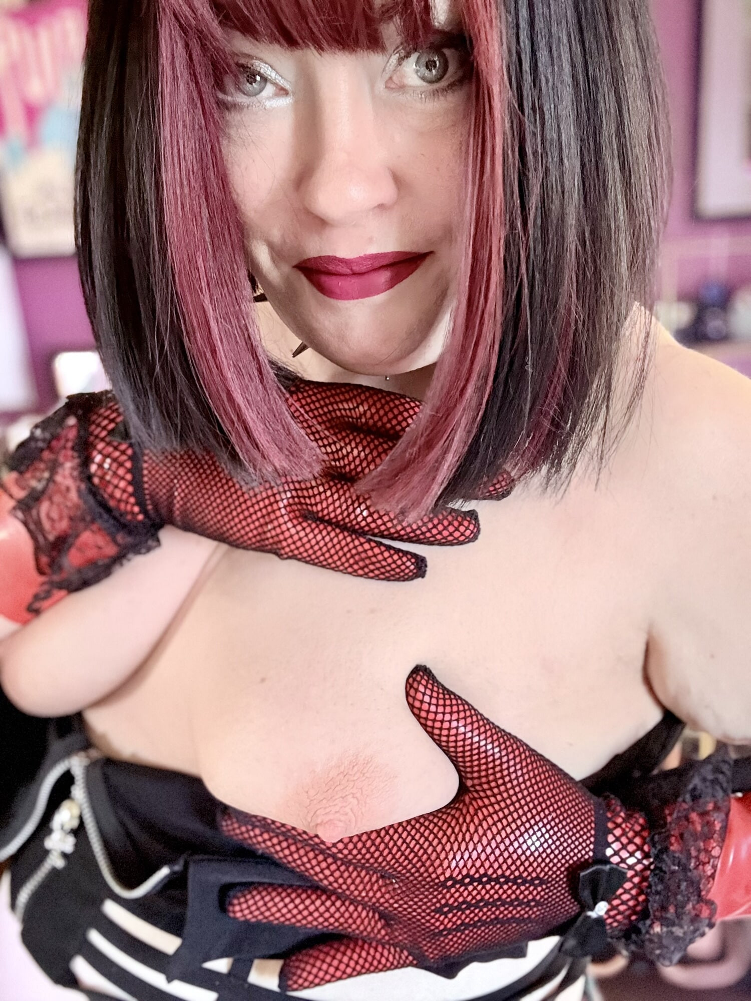 Tina Snua Selfies # 61