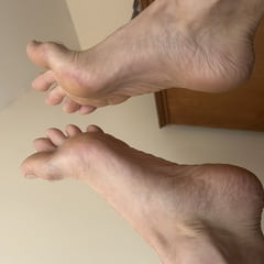 Feet toes