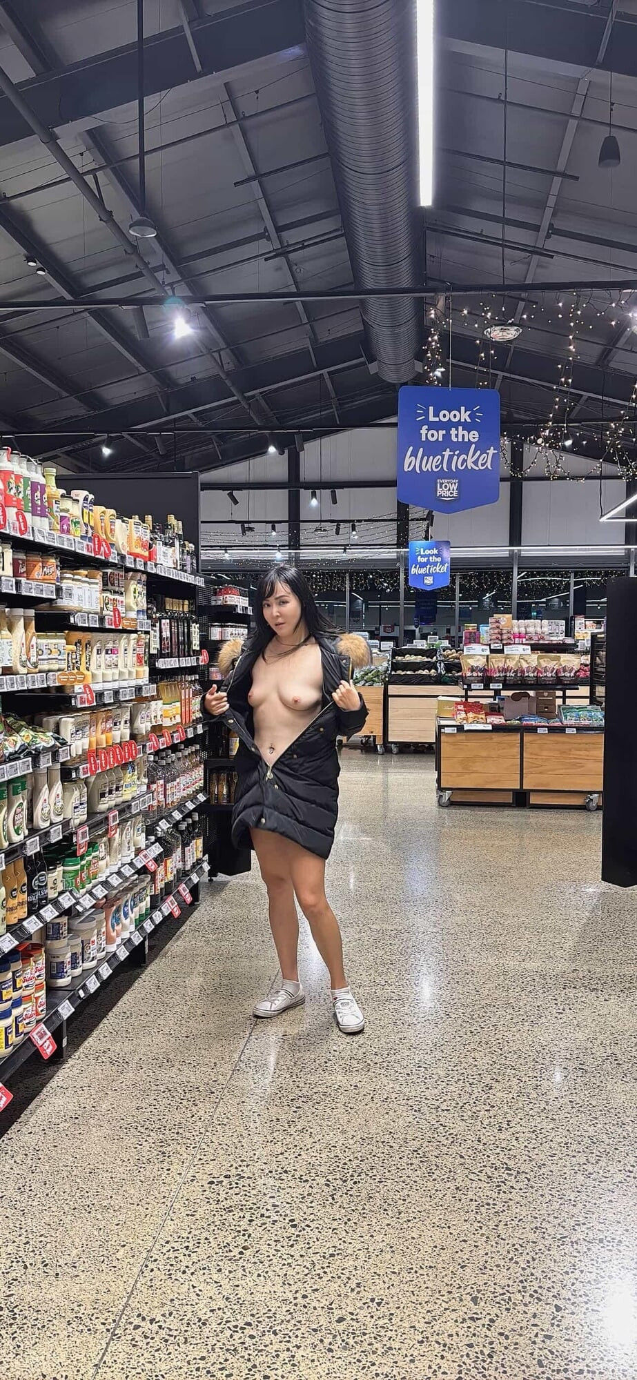 Misstaiwan shopping public nude taiwan model Auckland  #7