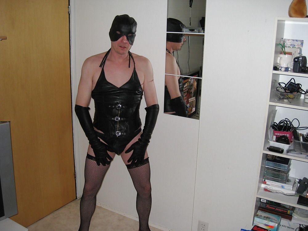 me in leather corset #2