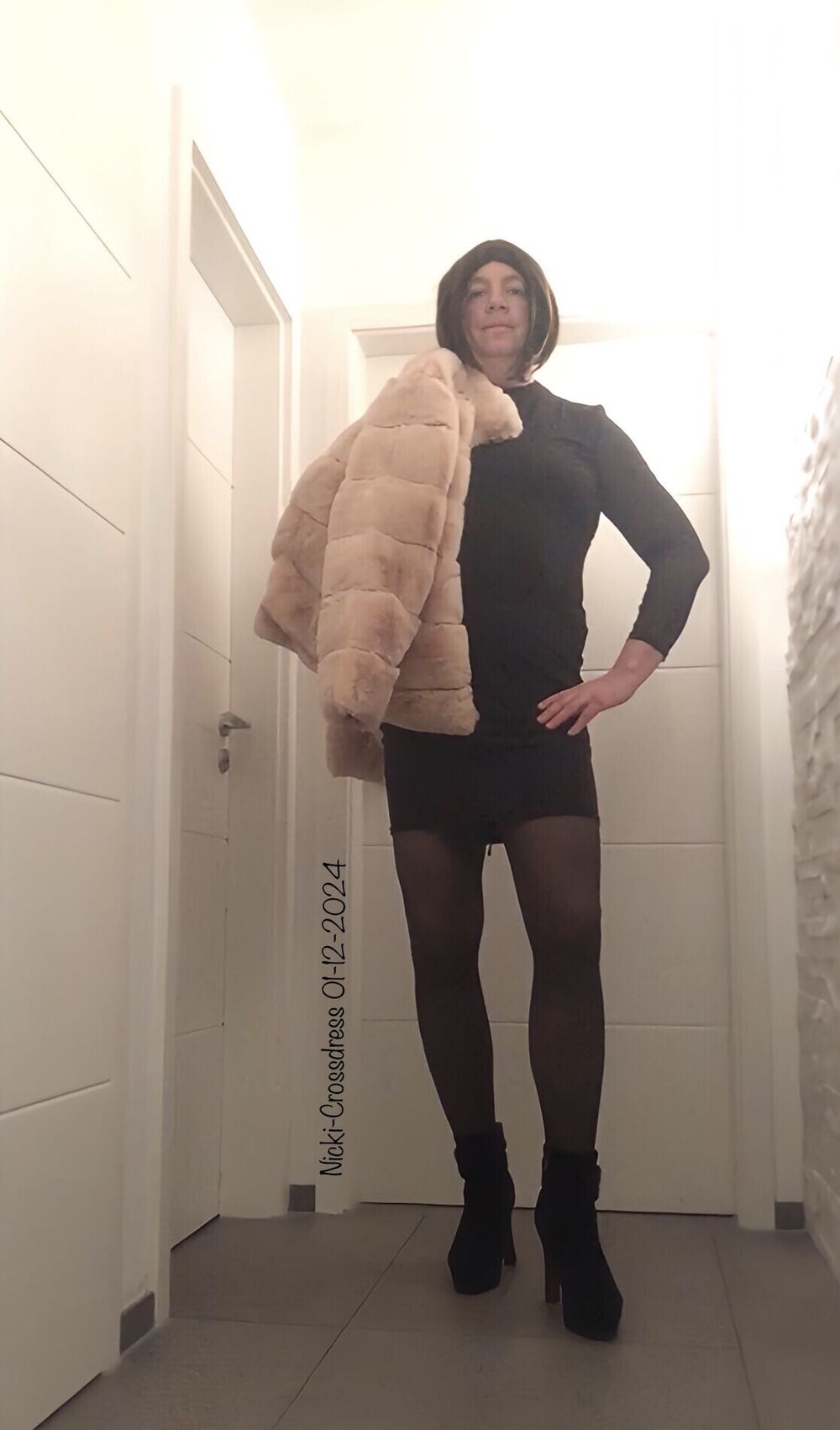 Nicki-Crossdress - neue Jacke  #2