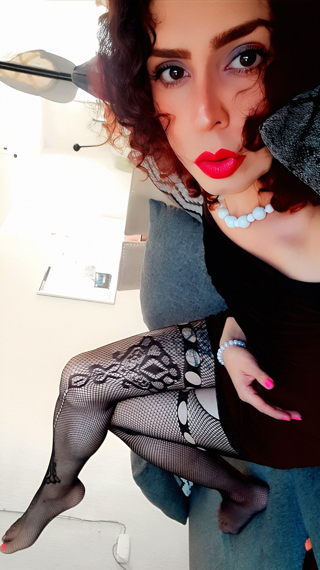 Szexi kis crossdresser 