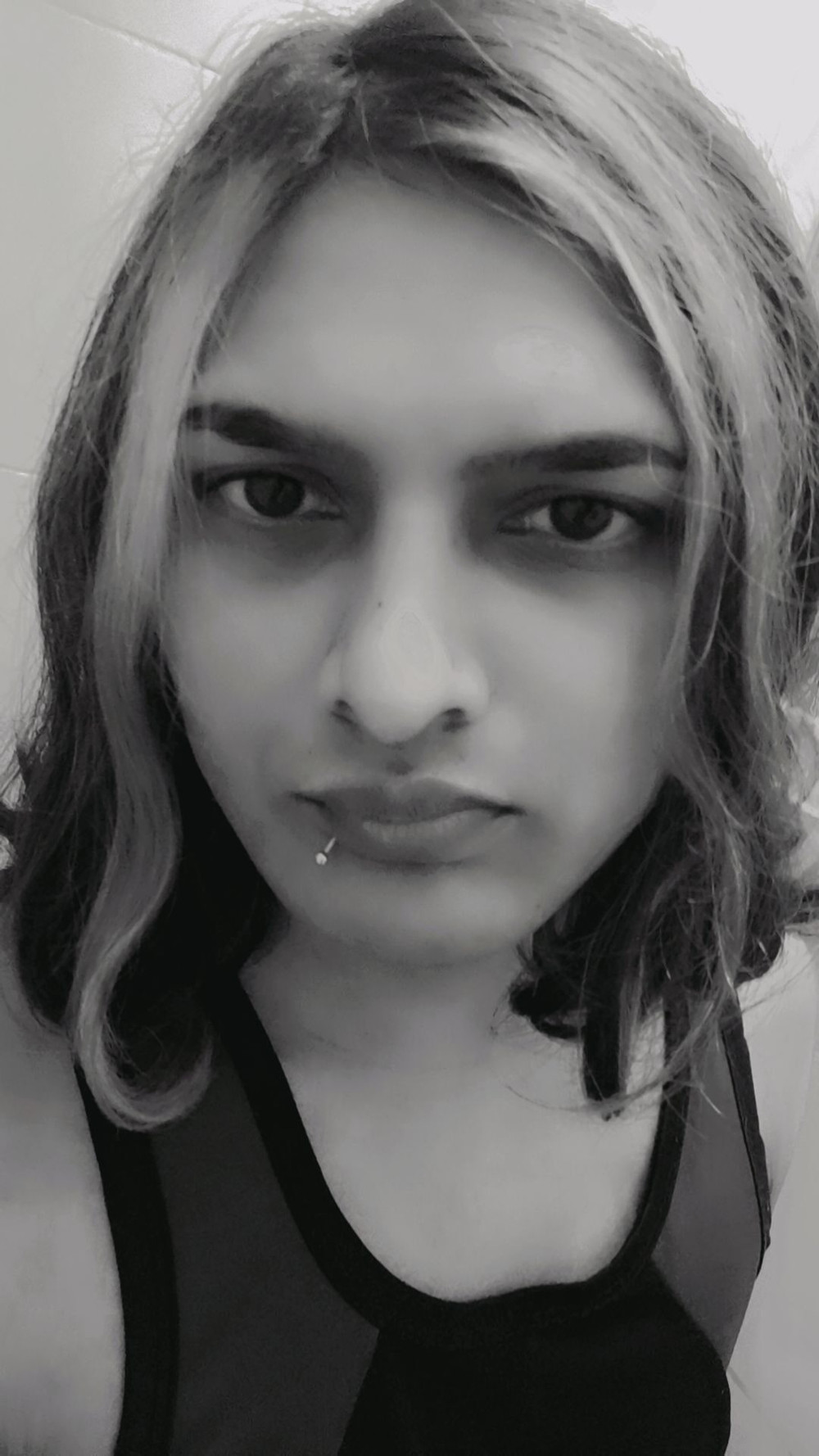 Zoya shezadi in a happy birthday gift in a toilet #27
