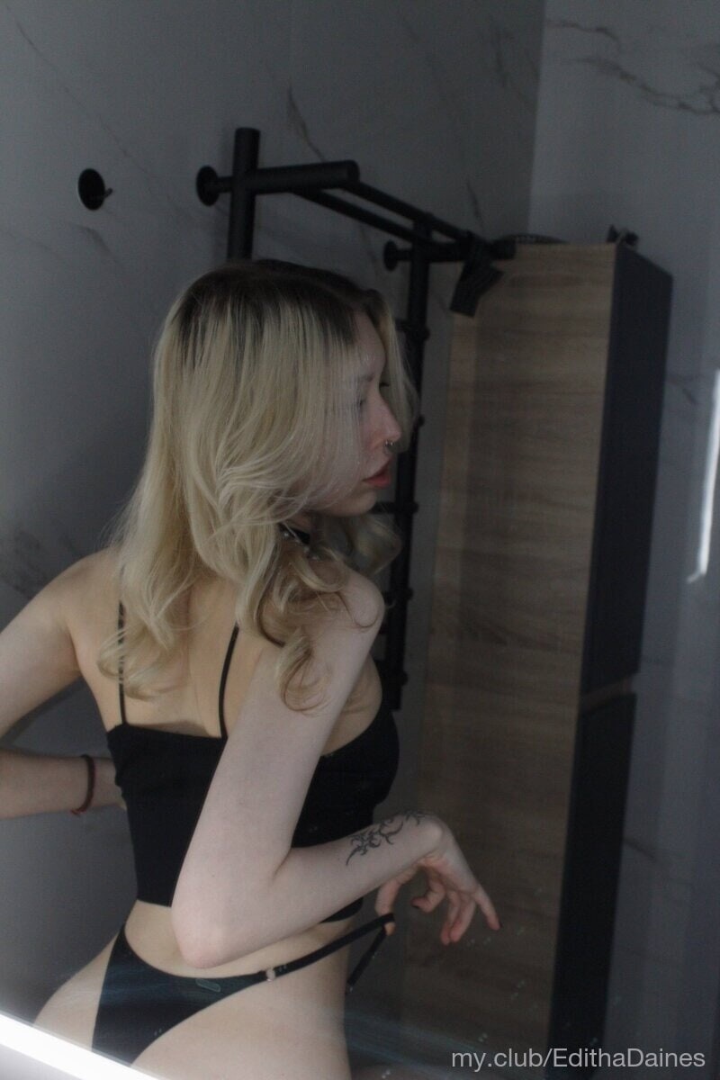 Violet Free Photos #7