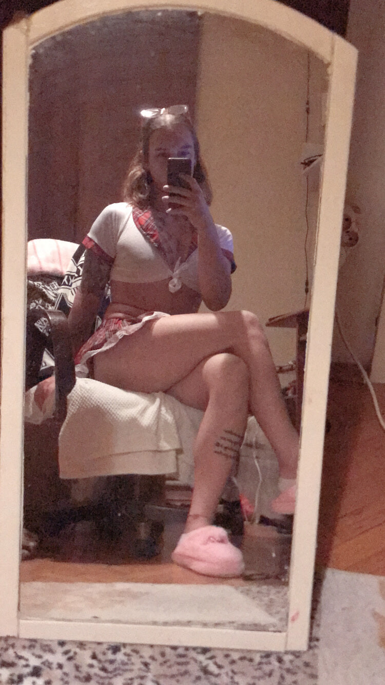 Merve Rose #3