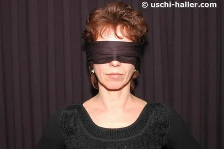 photo shoot with the submissive milf angie blindfolded         