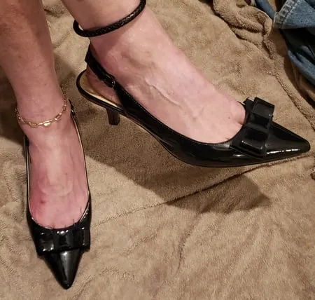 pedicure and cute kitten heels         