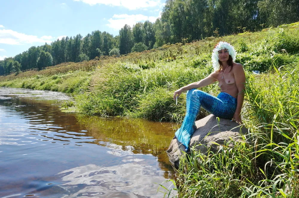 Mermaid  on boulder #8