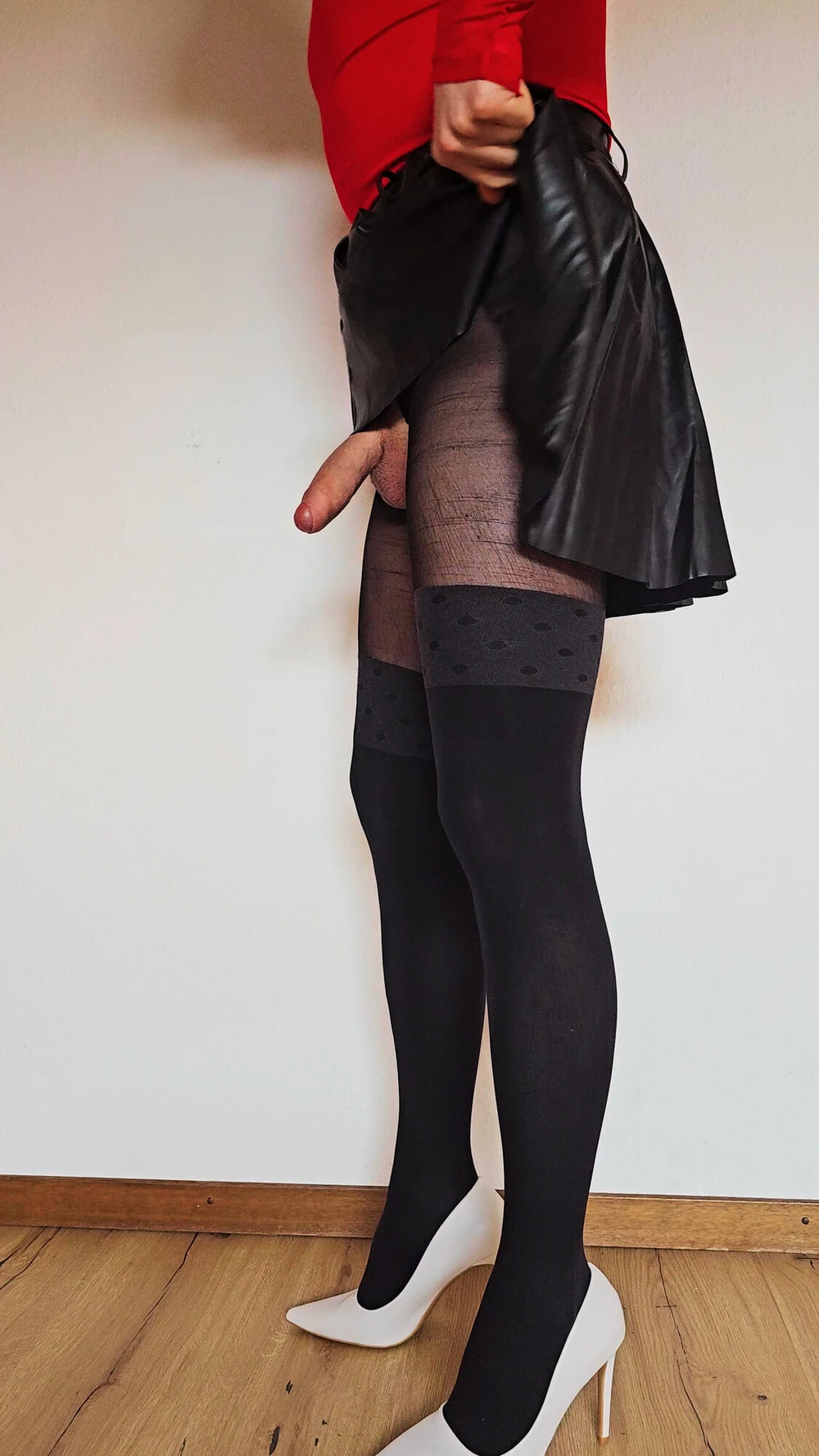 Under the skirt #3