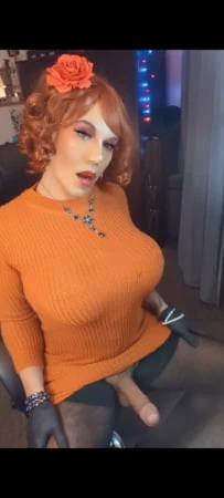 Suck my big tranny cock xx