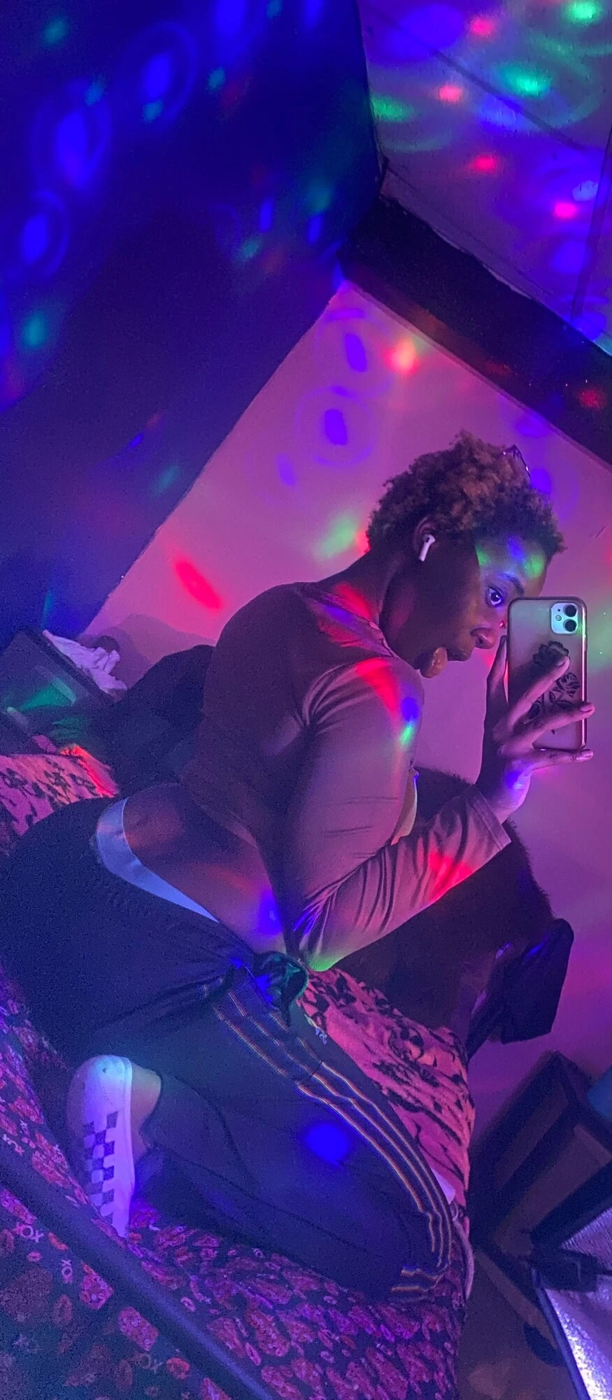 PREtty AFRO BLONDE Ebony Girl