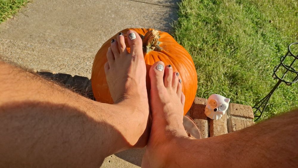 Pumpkin feet #16