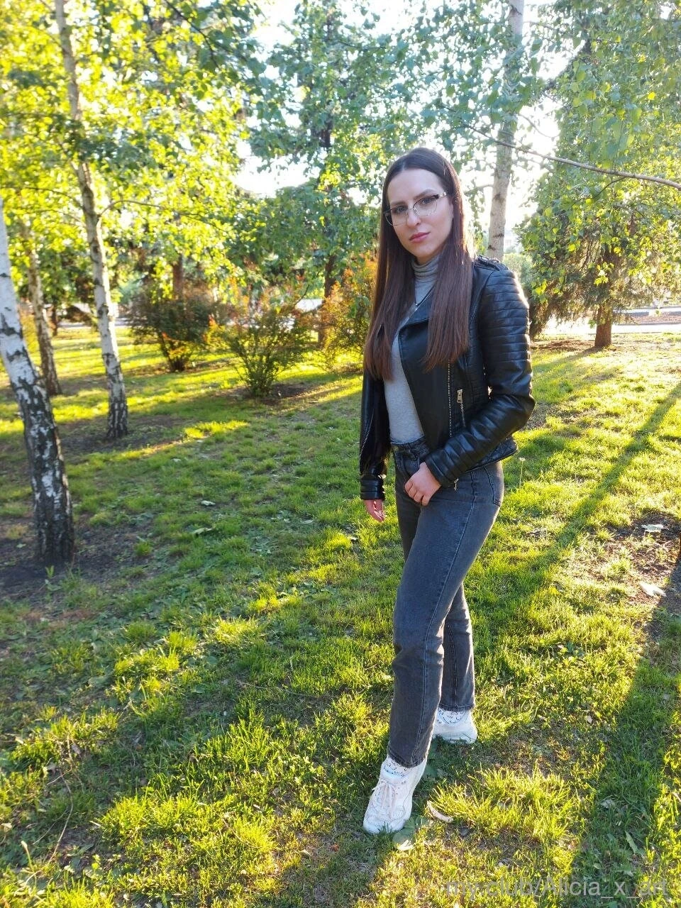 Alicia  https://linktr.ee/alicia_art Free Photos #6