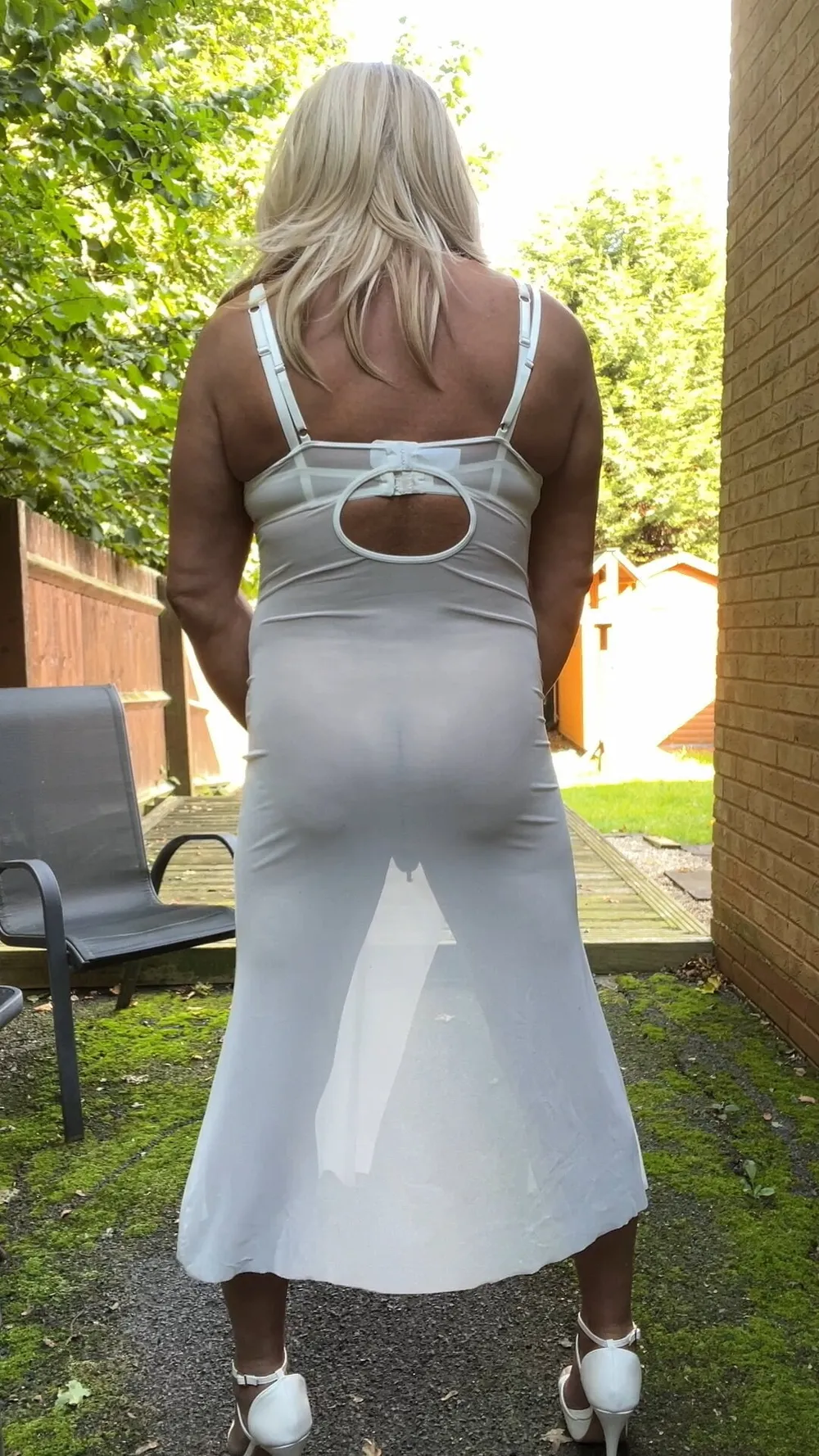 Crossdresser kellycd2022 in white dress and heels  #17