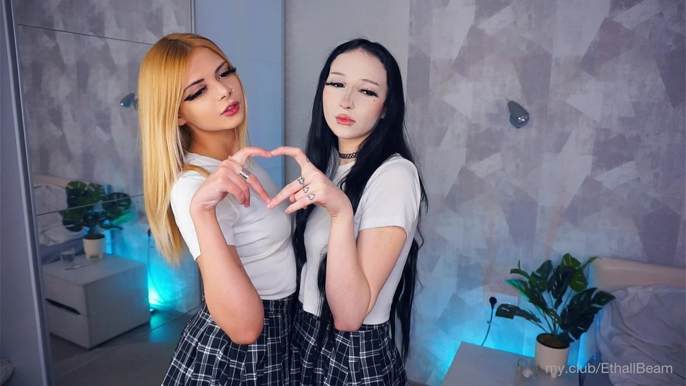 Monica and Eva Free Photos #4