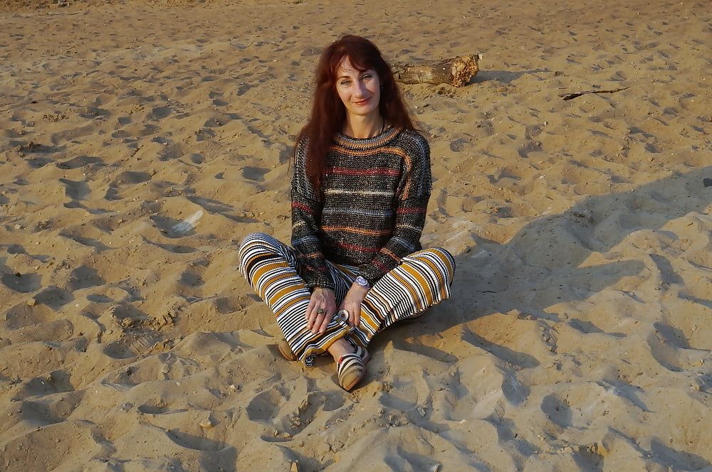 On the Sand (ShopAkira pants)